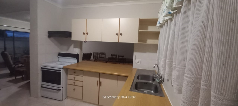 3 Bedroom Property for Sale in Deoville Park Western Cape